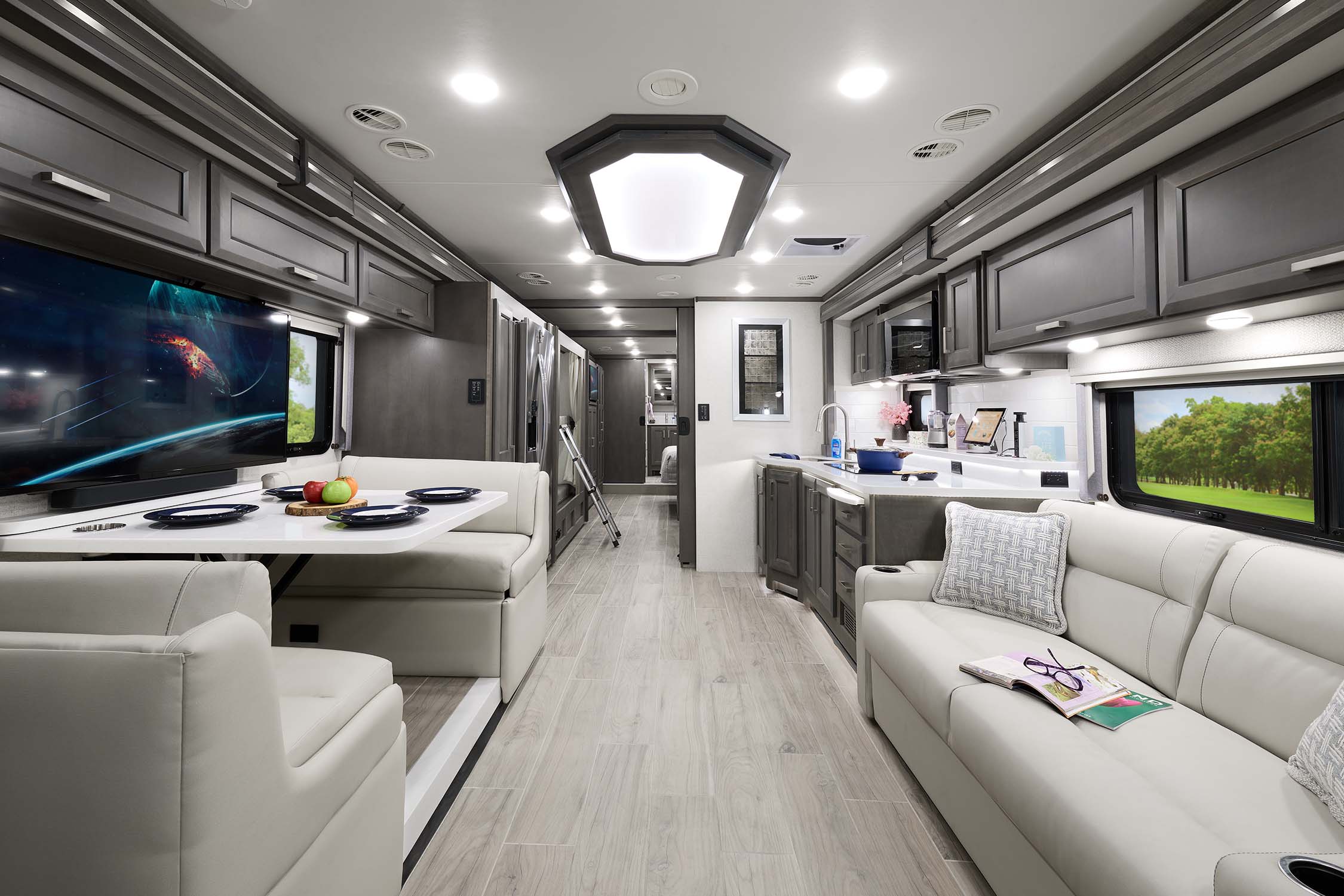 2025 Thor Motor Coach: The Ultimate Guide to RVing in Style